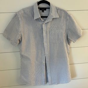 Mens short sleeved searsucker